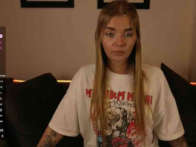CarrieBradshaww webcam