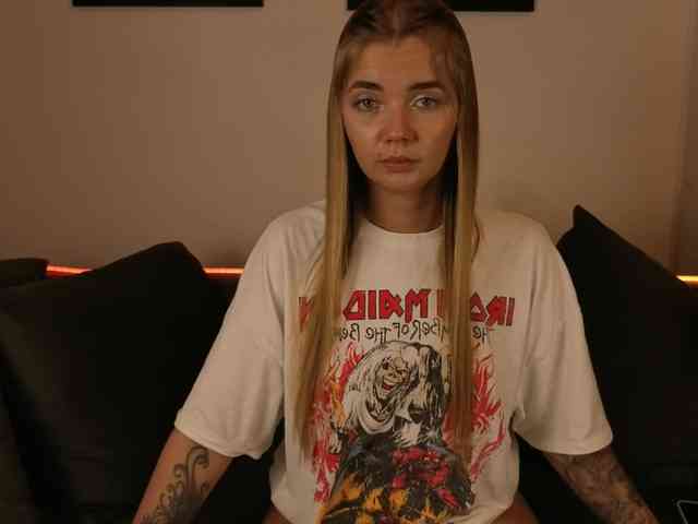 CarrieBradshaww webcam