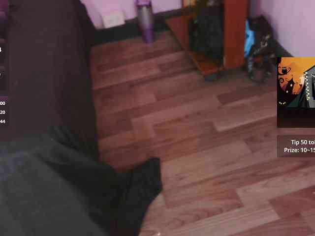 liz7skinny webcam