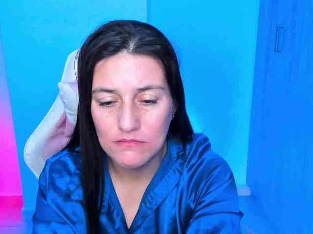 Saskyaajohnson webcam