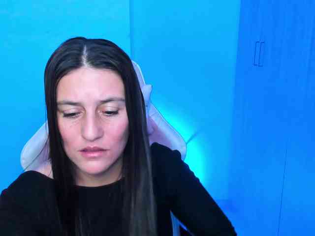 Saskyaajohnson webcam