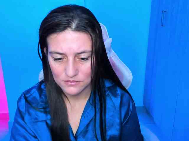 Saskyaajohnson webcam