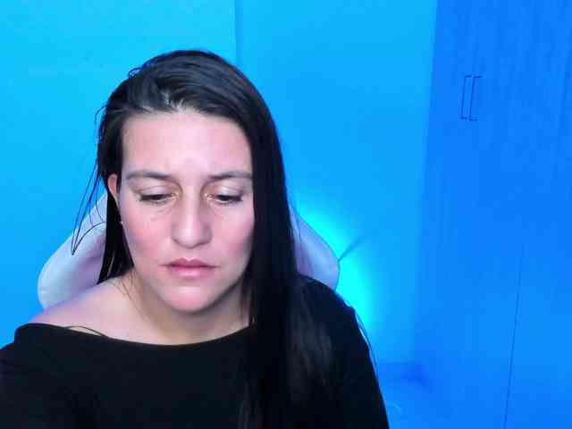 Saskyaajohnson webcam