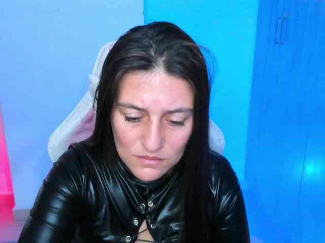 Saskyaajohnson webcam