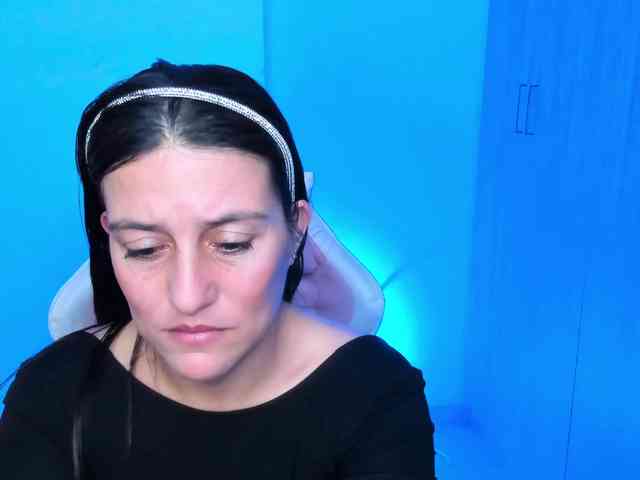 Saskyaajohnson webcam