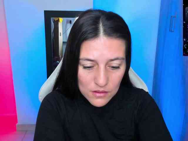 Saskyaajohnson webcam