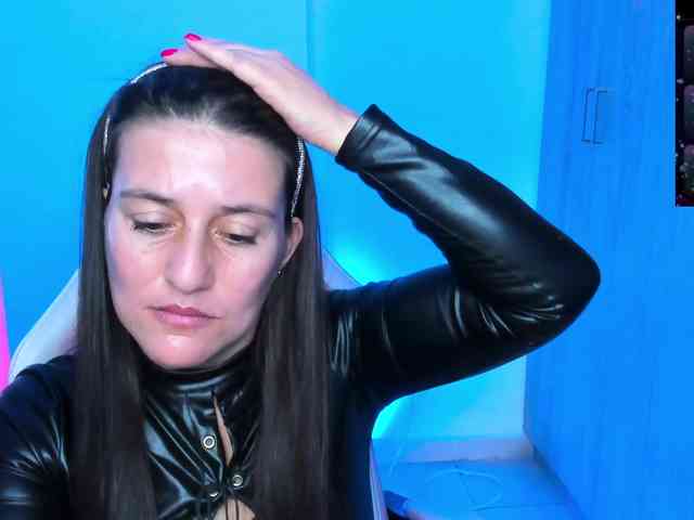 Saskyaajohnson webcam