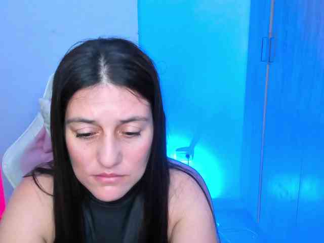 Saskyaajohnson webcam