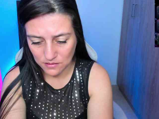 Saskyaajohnson webcam