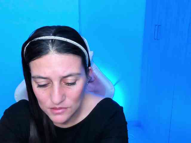 Saskyaajohnson webcam