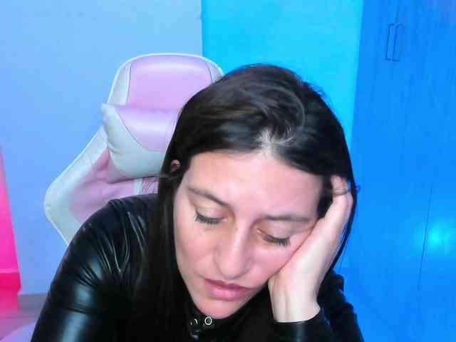 Saskyaajohnson webcam