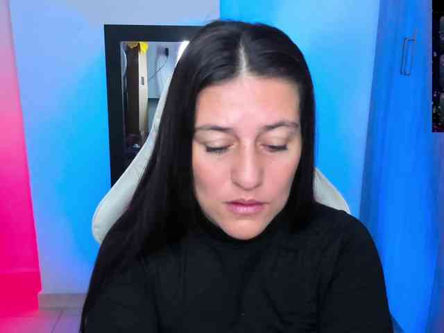 Saskyaajohnson webcam