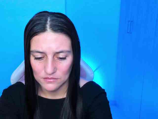 Saskyaajohnson webcam