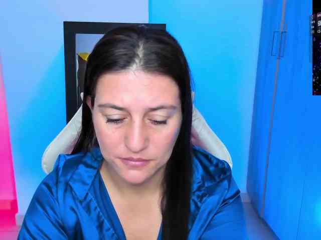 Saskyaajohnson webcam