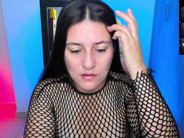 Saskyaajohnson webcam
