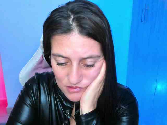 Saskyaajohnson webcam