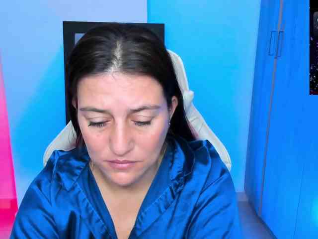 Saskyaajohnson webcam