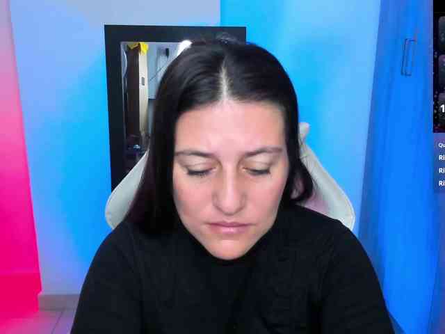 Saskyaajohnson webcam