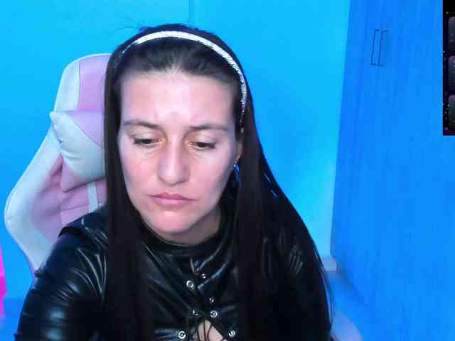 Saskyaajohnson webcam