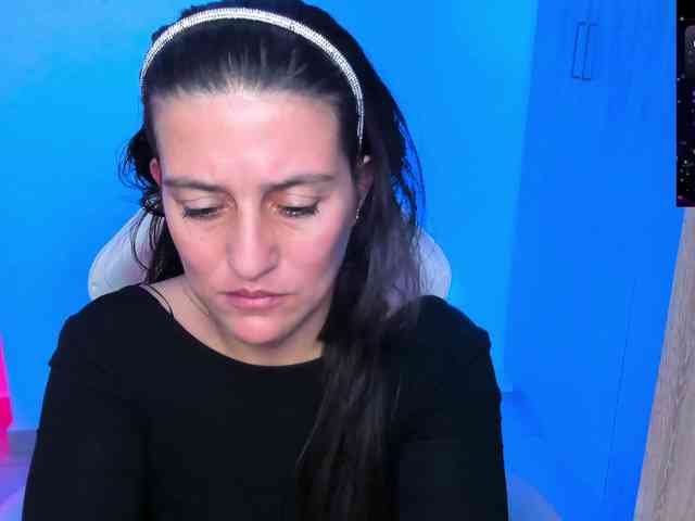 Saskyaajohnson webcam