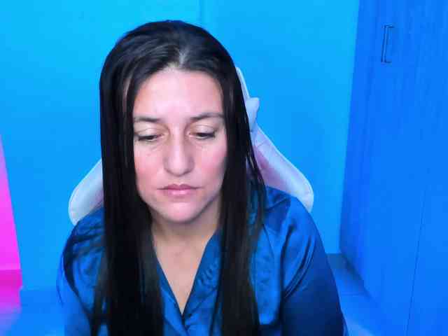 Saskyaajohnson webcam