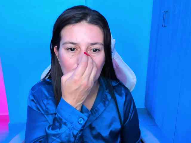 Saskyaajohnson webcam