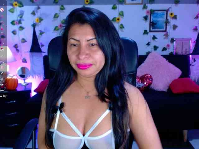 AbbyPrincessAGT webcam