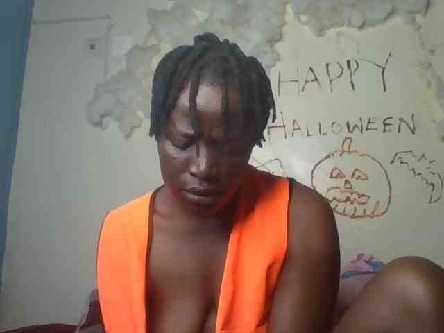 Yourdreamgirl webcam