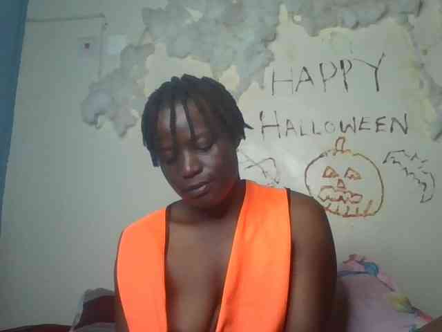 Yourdreamgirl webcam