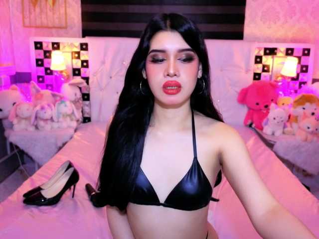 Gratis Live Sexcam mit PhoebePresley PhoebePresley