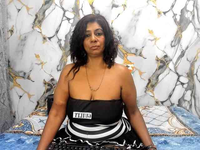 indianerotica69 webcam