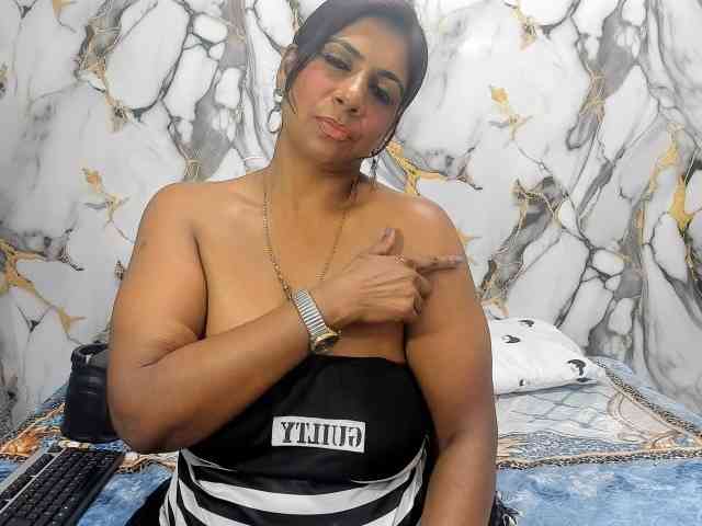 indianerotica69 webcam