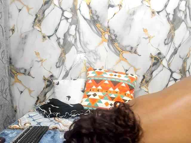 indianerotica69 webcam