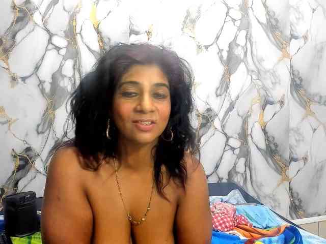 indianerotica69 webcam
