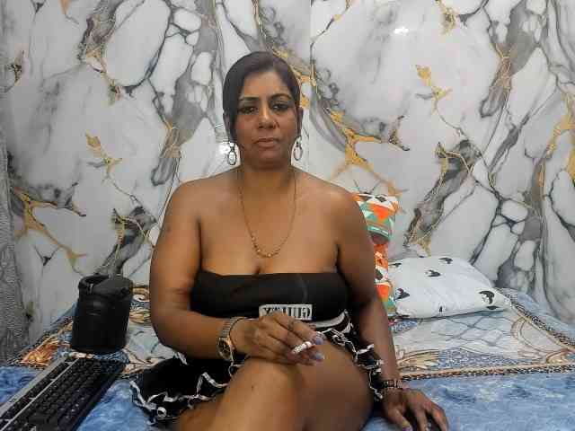 indianerotica69 webcam