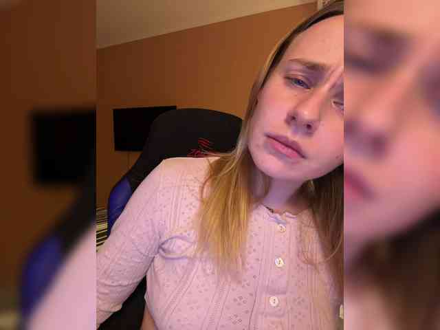 -Angel-Ali- webcam