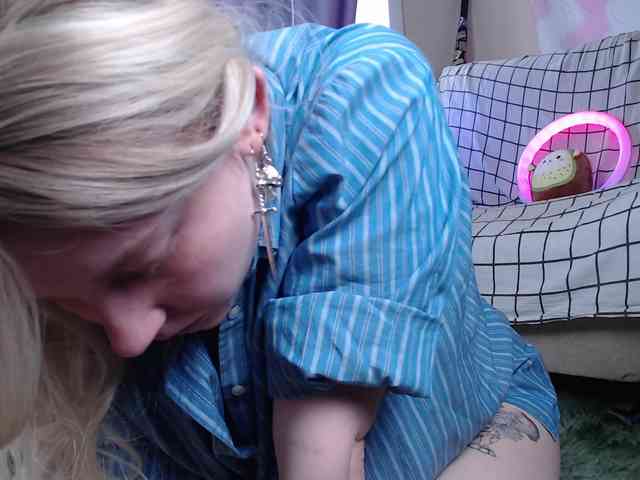 FlexxyLexy webcam