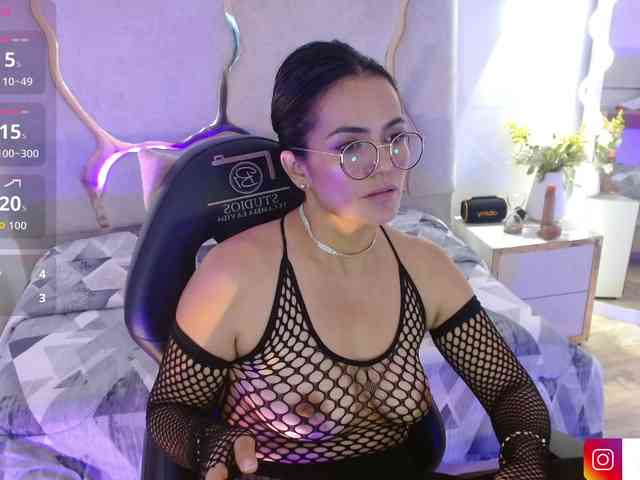 Rosalind-tay webcam