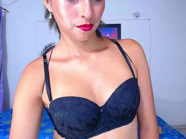 Pleassing-neighbor webcam