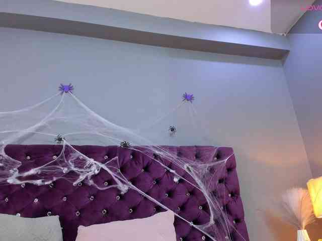 MauraGray webcam