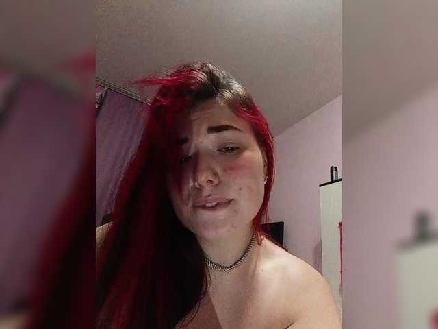 Vai a chattare su Horny-Lina Horny-Lina