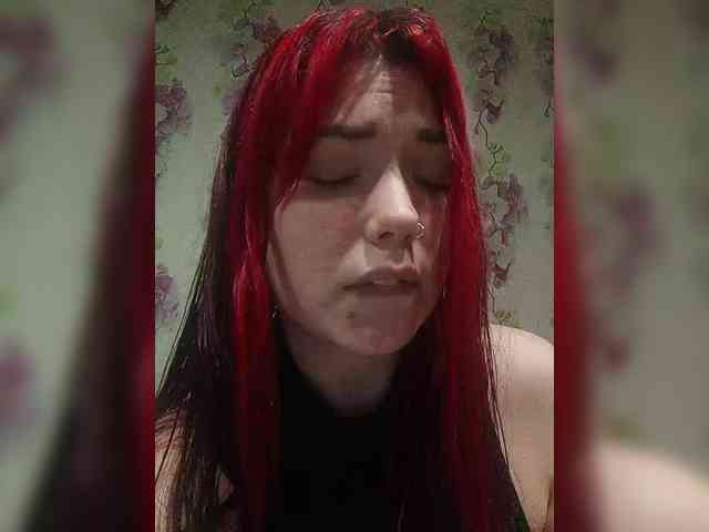 Horny-Lina webcam