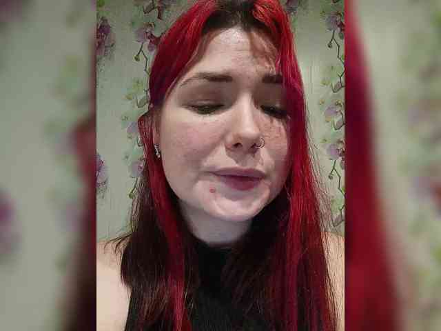 Horny-Lina webcam