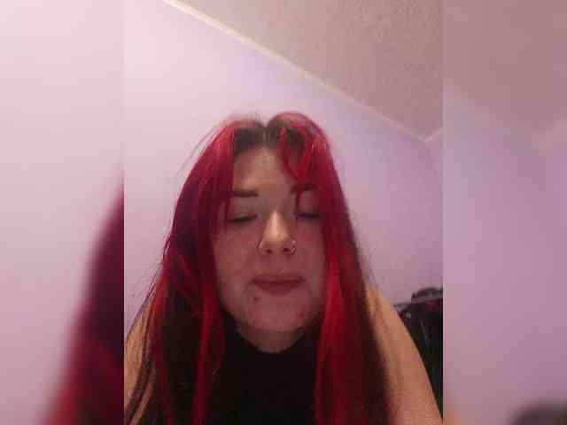 Horny-Lina webcam