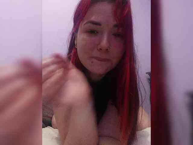 Horny-Lina webcam