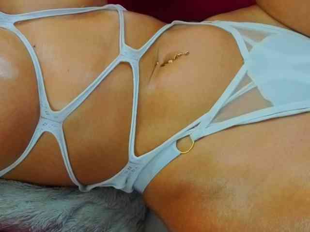 SinWithJessy webcam