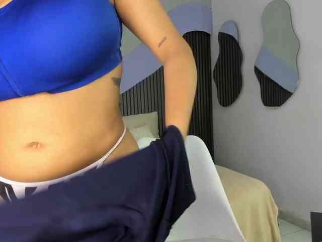 Nicolle-mariee webcam