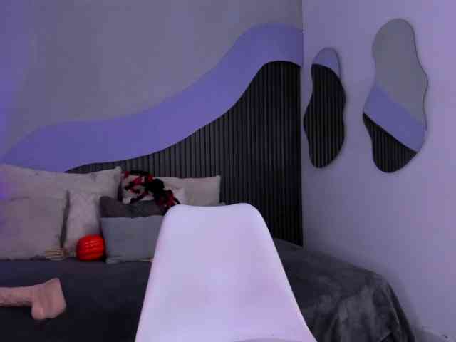 Nicolle-mariee webcam
