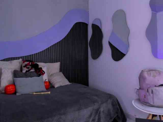 Nicolle-mariee webcam