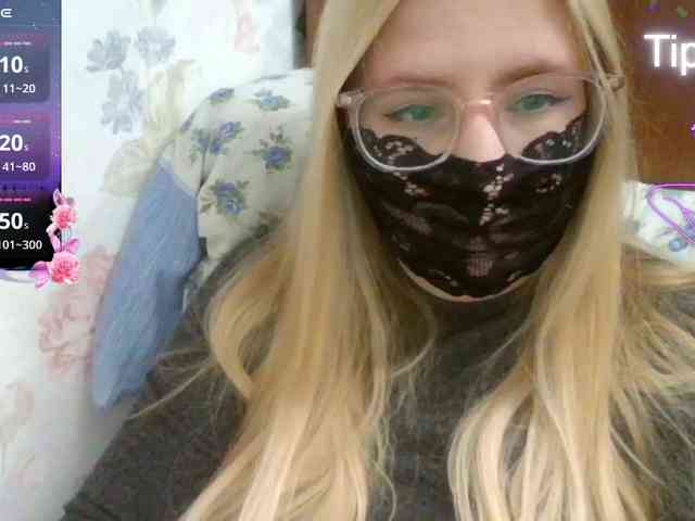 Lilithaa webcam